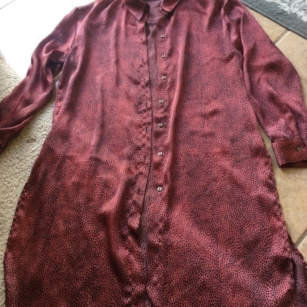 🔥New Zara red animal print long silk like shirt!